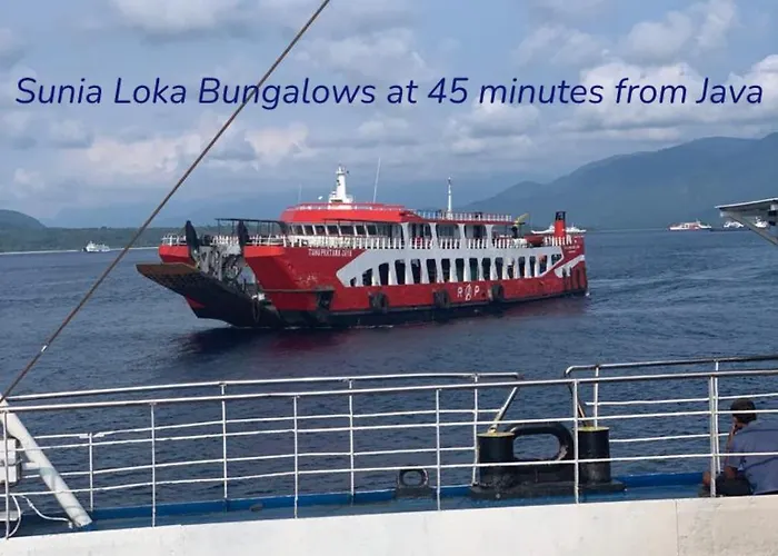 Sunia Loka & Dive Center ホリデーパーク ペムテラン