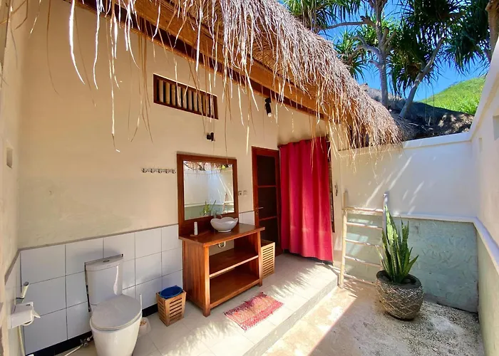 ホリデーパーク Sunia Loka & Dive Center ペムテラン